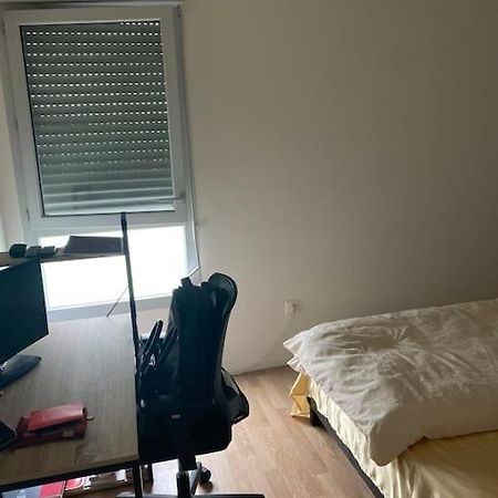 Grand appartement entier situé à aulnay-sous-bois Aulnay-sous-Bois Exterior foto